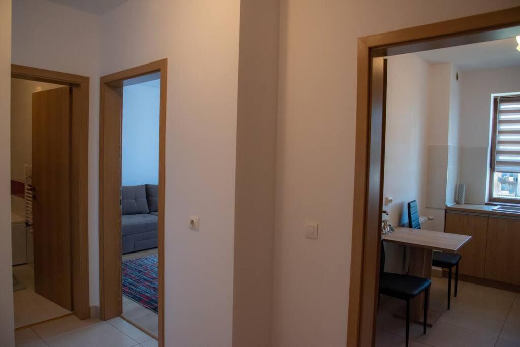 Apartament Cu 1 Camera Pentru Un Sejur Minunat Brasov Ngoại thất bức ảnh